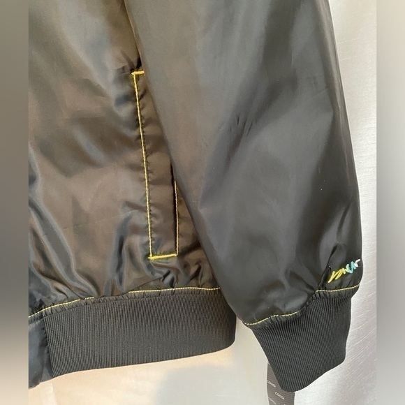 NWT Vintage Coogi Black and Neon  Stripes Windbreaker Ladies LG - Picture 11 of 15